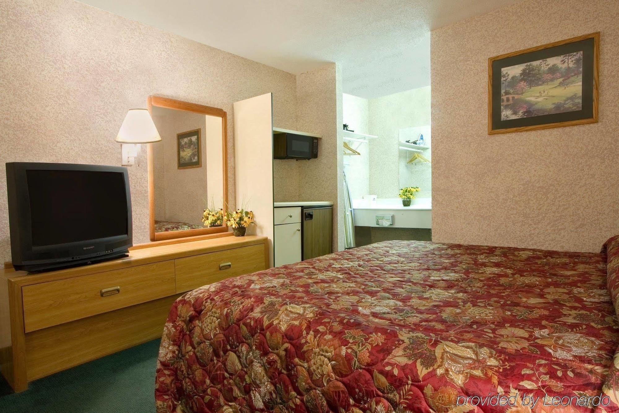 Best Inn AugustaAugusta  Szoba fotó